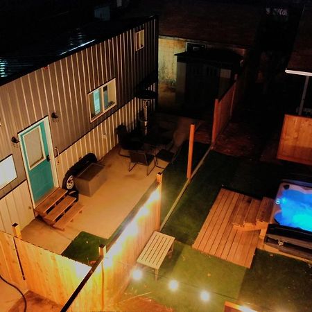 Tiny Home Hot Tub コロラドシティ  エクステリア 写真