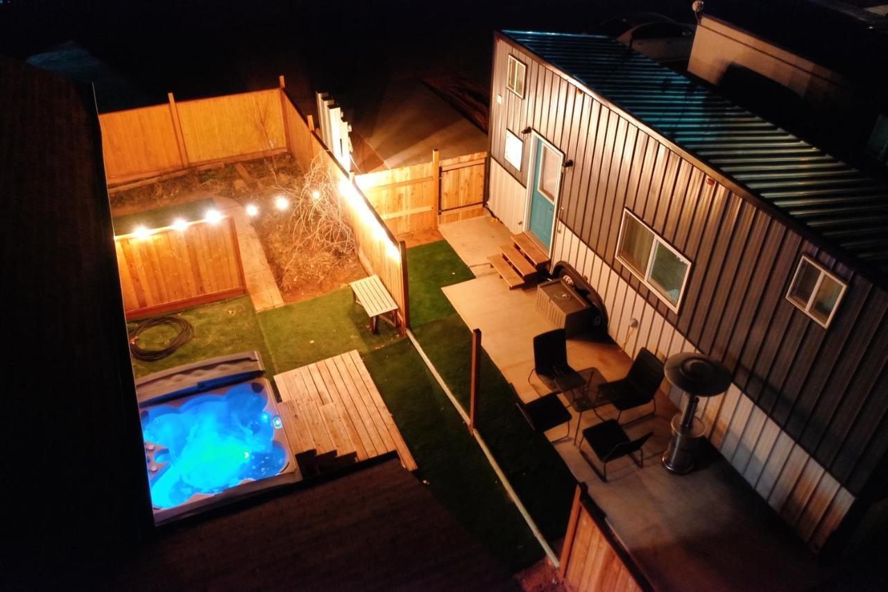 Tiny Home Hot Tub コロラドシティ  エクステリア 写真
