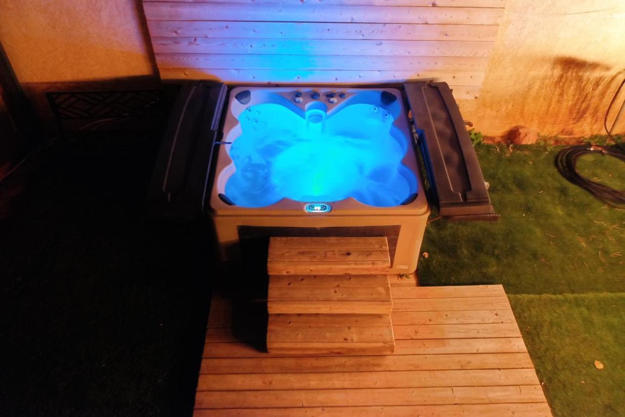 Tiny Home Hot Tub コロラドシティ  エクステリア 写真